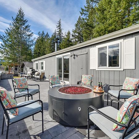Riverfront Home With Deck, Near Mount Rainier! Packwood Exterior foto